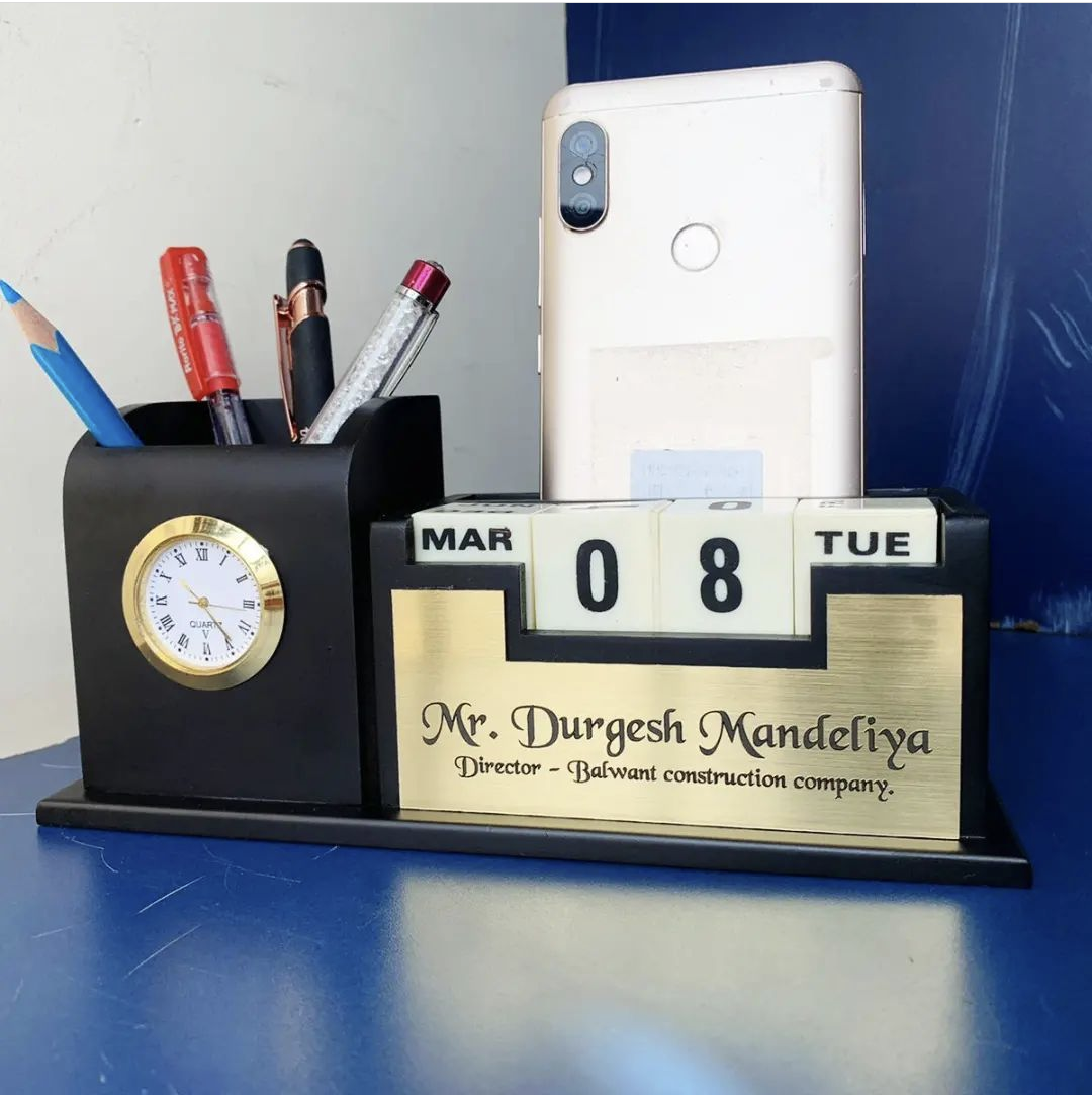 Personalized Pen Stand - with Calendar