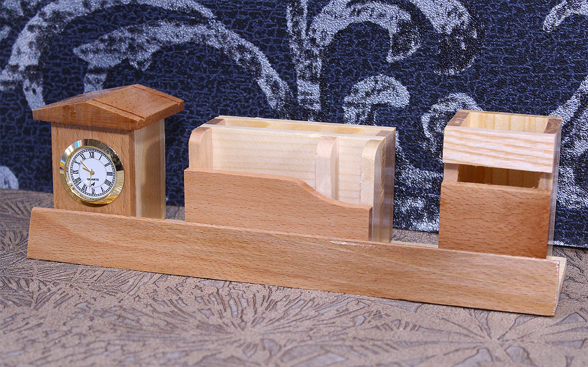 Personalized Pen Stand - Wooden House