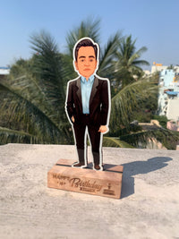 Customized Single Caricature Table Top